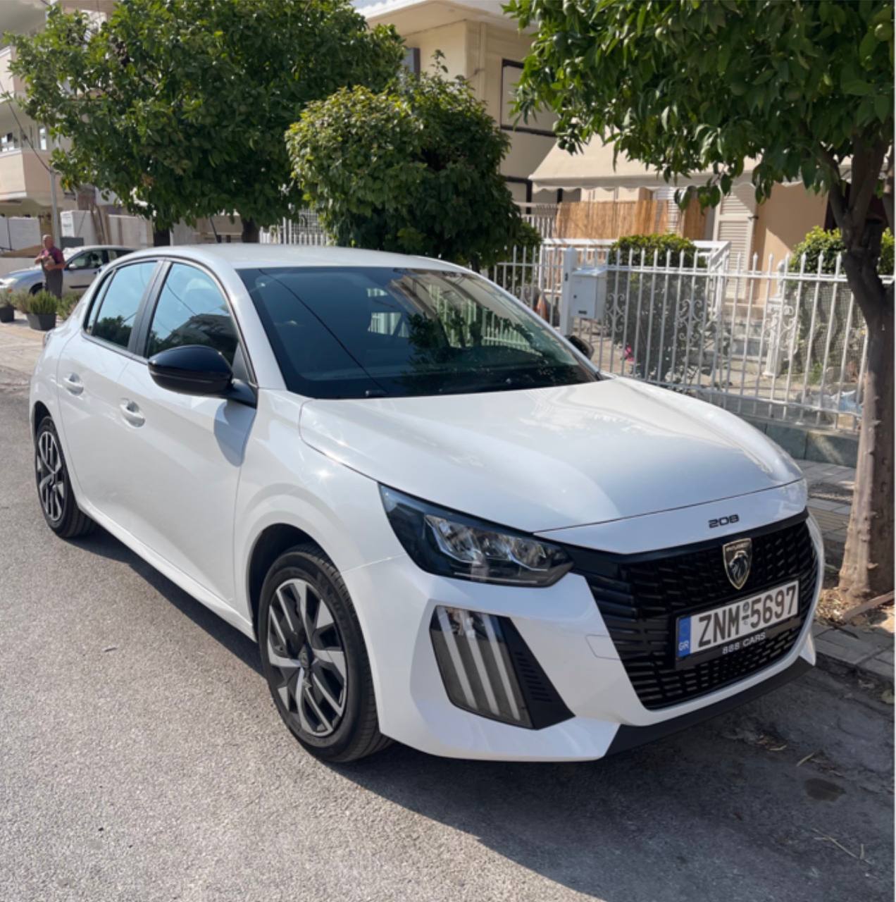 Peugeot 208